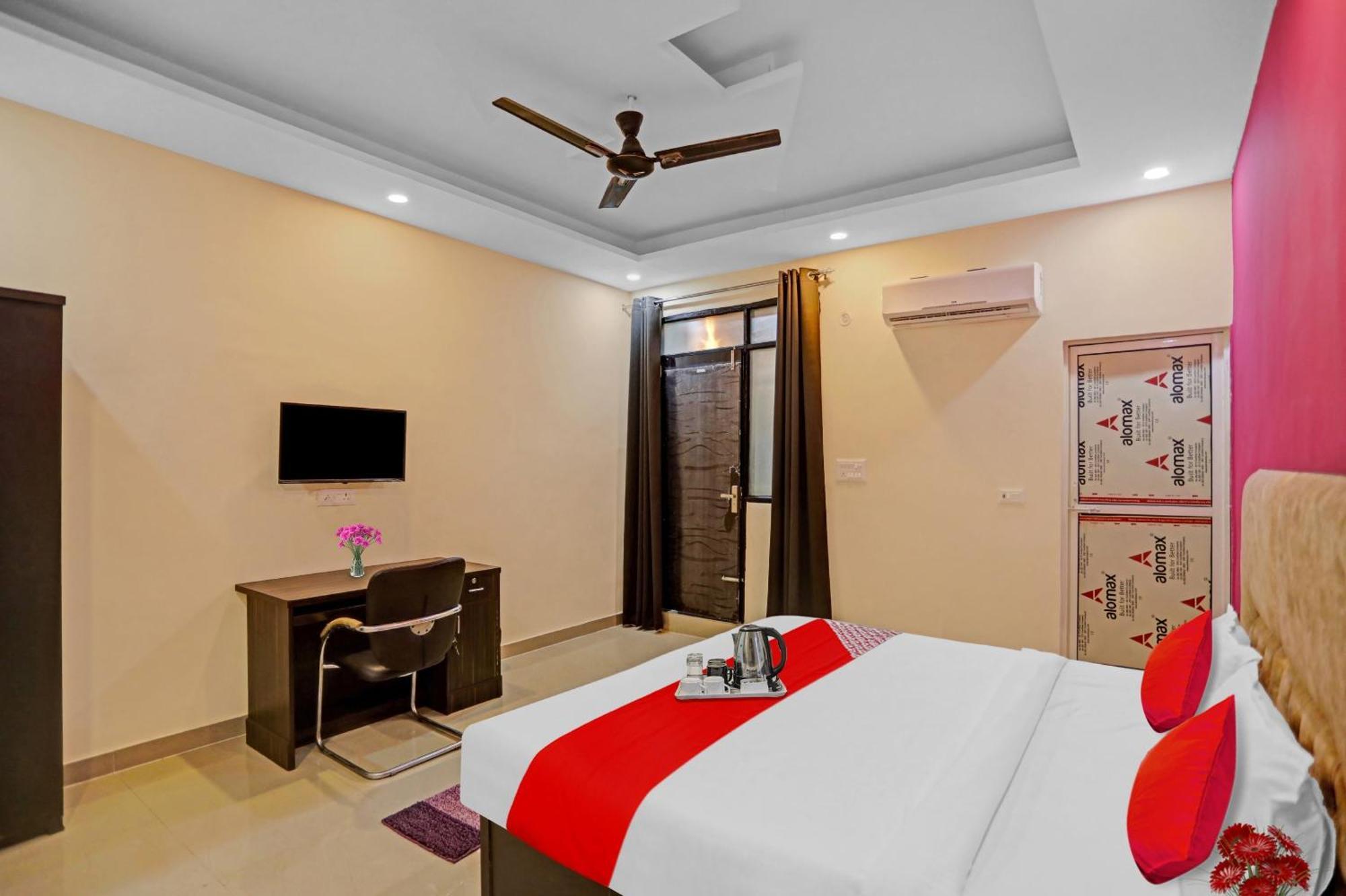 Flagship Grand Imperial Near Worlds Of Wonder Hotel Kalkaji Devi ภายนอก รูปภาพ